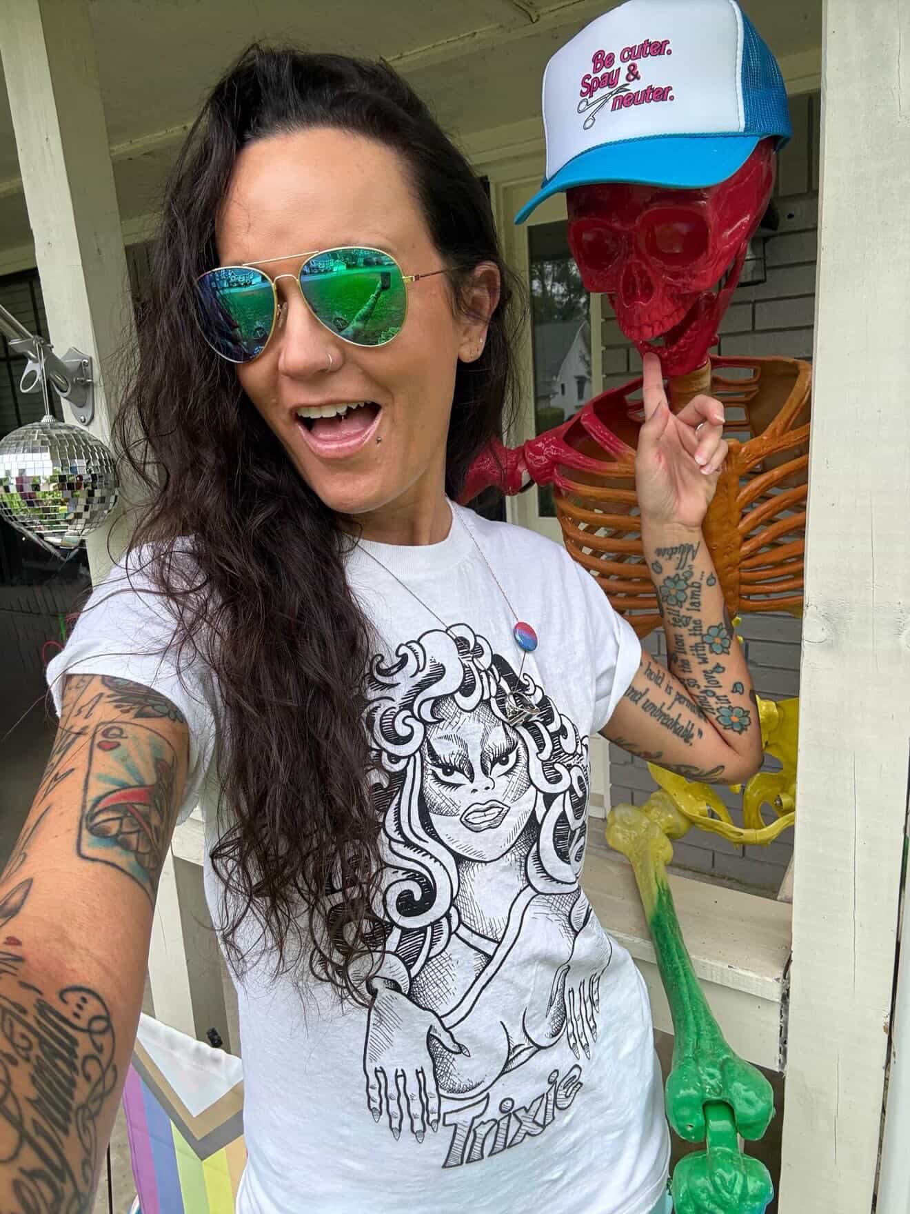 Malibu Trixie T-SHIRT