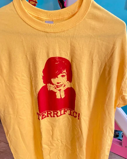 Terrific! Mary Tyler Moore T-SHIRT